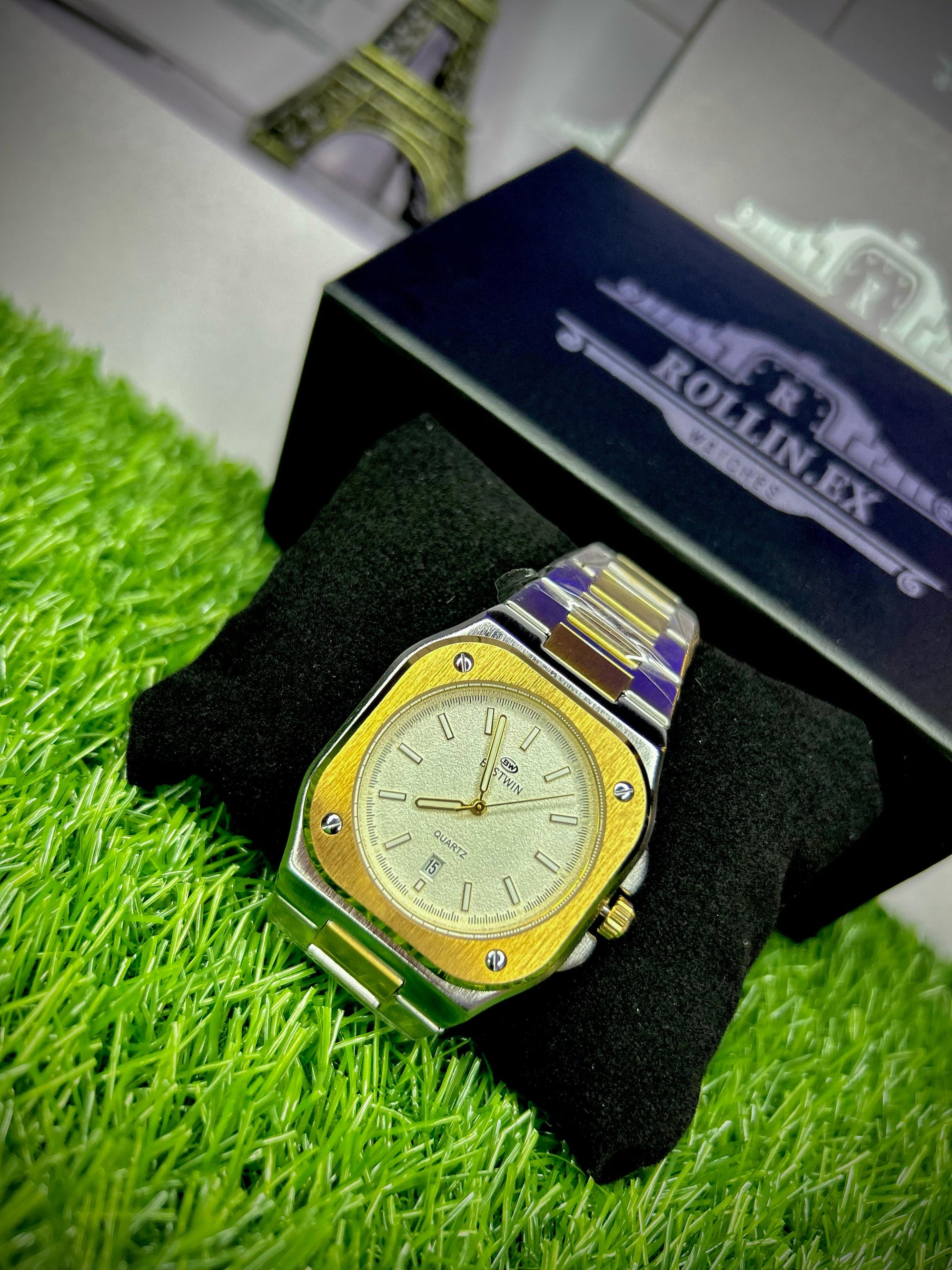 Diamond white watch